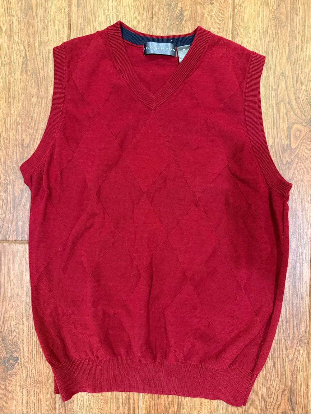 Vintage Oscar de la Renta Red Diamond Knit V-Neck Sweater Vest / medium